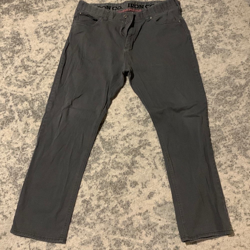 Iron Co chinos